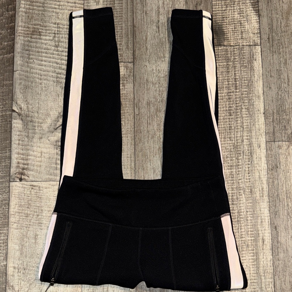 ATHLETA  Black Leggings with grey/reflective Stripe- size S